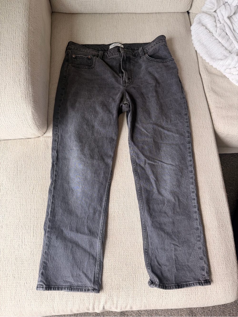 Abercrombie & Fitch Midrise ‘90s Straight Leg Jeans - Washed Charcoal Gray